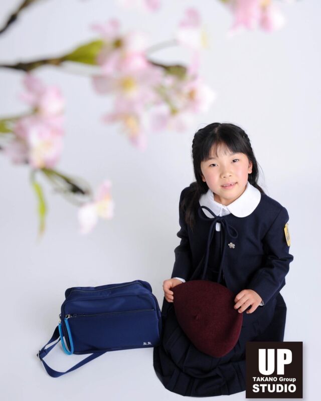 ありがたいことに、入学・卒業記念写真のご予約たくさんいただいております。

皆様の晴れの門出に撮影で立ち会えることを、スタッフ一同大変光栄に思っております☺️🌸✨

入学式や新しい生活に慣れるまで大変だと思いますが、落ち着いたらぜひ撮影にいらして下さい。

お待ちしております😌

STUDIOUP -スタジオアップ- 新宿三丁目店

〒160-0022
東京都新宿区新宿3-3-2
京王新宿三丁目第二ビル4階
☎️03-3351-1025
open : 9:30 〜 18:00
close : 毎週木曜日

記念撮影の他にも#就活 #インターン #証明写真 #プロフィール写真 も承っております。

***************************
プロフィールアカウント
@studioup_photo 

記念写真アカウント
@studioup_family_photo 
***************************

#記念写真 #家族写真 #フォト #フォトスタジオ #写真館 #東京 #新宿 #スタジオアップ #familyphotography #photography #memorial #studioup #tokyo #写真好きな人と繋がりたい #ファインダー越しの私の世界 #nikon #入学記念 #卒業記念 #入学写真 #卒業写真 #family #新しい生活 #春 #おめでとう #入学式 #卒業式