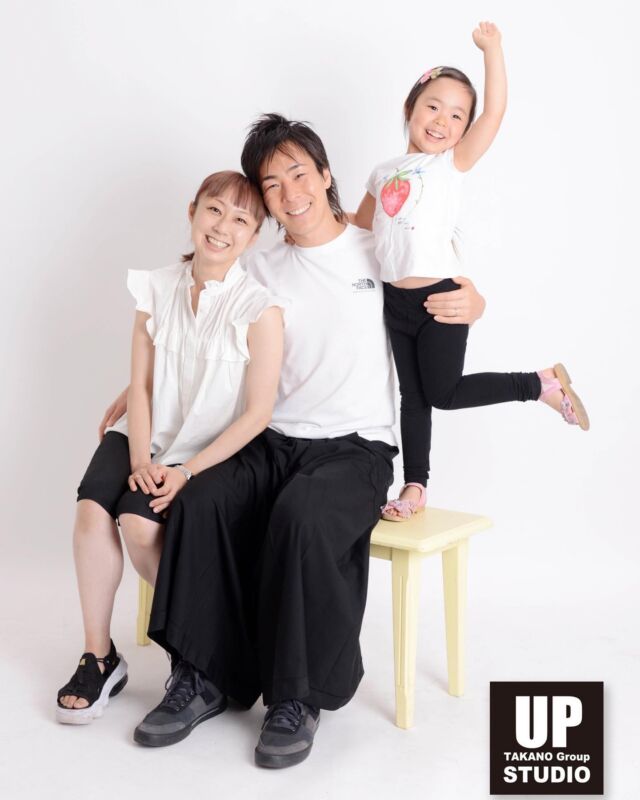 こんな陽気がいい日は、絶好の撮影日和です🌸

入学・卒業写真以外のお写真も撮影しております。
ぜひお気軽にご連絡ください。

〜思い立った日が記念日〜

皆様のお問い合わせ等お待ちしております。

STUDIOUP -スタジオアップ- 新宿三丁目店

〒160-0022
東京都新宿区新宿3-3-2
京王新宿三丁目第二ビル4階
☎️03-3351-1025
open : 9:30 〜 18:00
close : 毎週木曜日

記念撮影の他にも#就活 #インターン #証明写真 #プロフィール写真 も承っております。

***************************
プロフィールアカウント
@studioup_photo 

記念写真アカウント
@studioup_family_photo 
***************************

#記念写真 #家族写真 #フォト #フォトスタジオ #写真館 #東京 #新宿 #スタジオアップ #familyphotography #photography #memorial #studioup #tokyo #写真好きな人と繋がりたい #ファインダー越しの私の世界 #nikon #入学記念 #卒業記念 #入学写真 #卒業写真 #family #夏日 #暑い #白って200色あんねん #写真 #写真で伝えたい私の世界